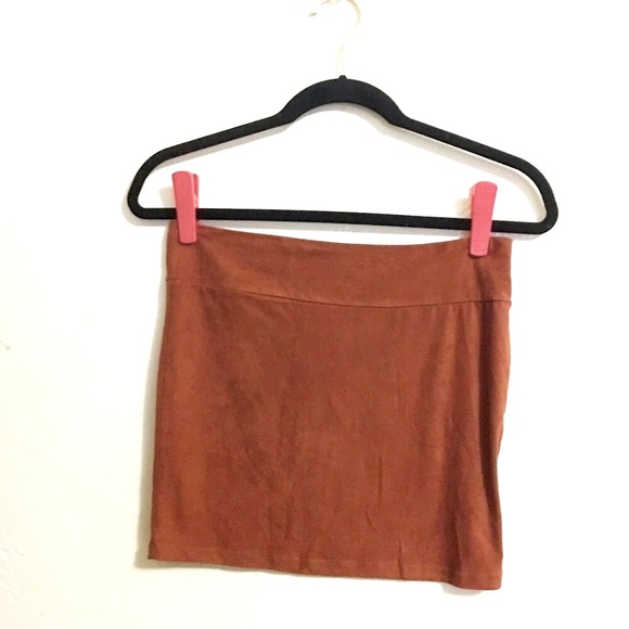 New Faux Suede Body-con Mini Skirt - Picture 3 of 7